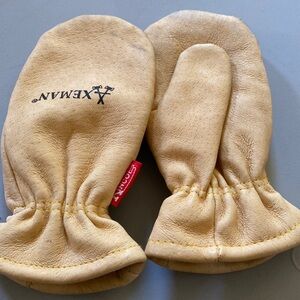 Leather toddler mittens